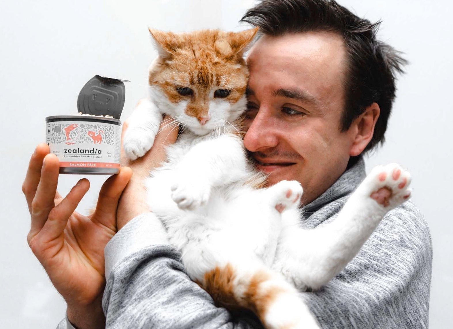 What Not to Feed a Cat With Hyperthyroidism: Essential Diet Warnings