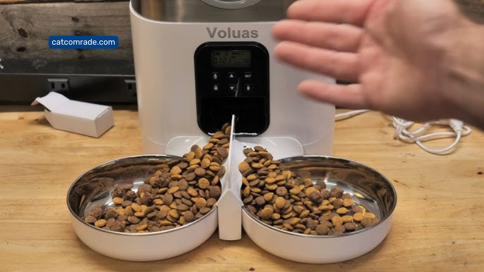 3 Voluas Automatic Pet Feeder: Convenient Timed Feeding for Cats and Dogs